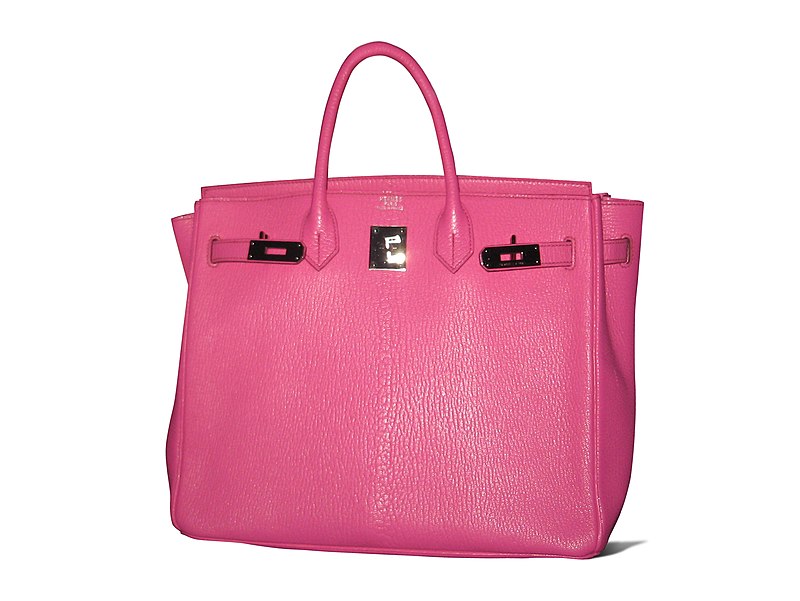 The Iconic Birkin Bag: A Timeless Fashion Statement 1