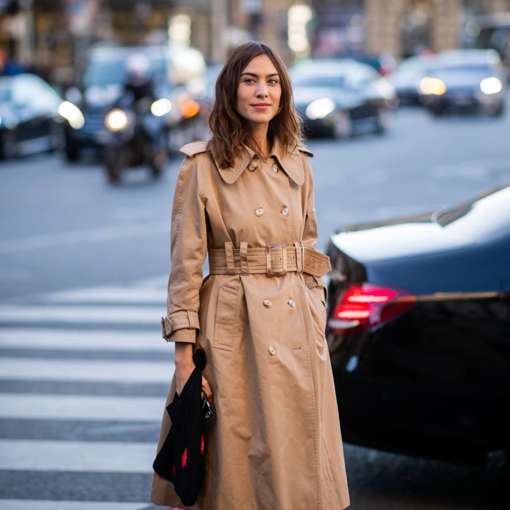Trench Coat Men: A Timeless Fashion Staple 1